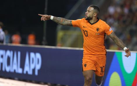 Webaslan on X: Memphis Depay 🦁  / X